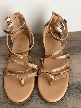 Women's Tan Strappy Gladiator Sandals